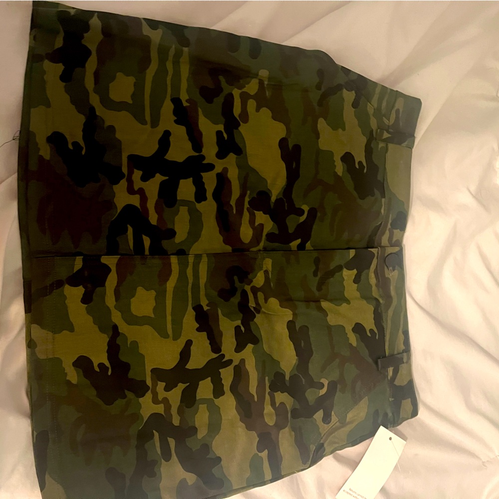 Army print skirt